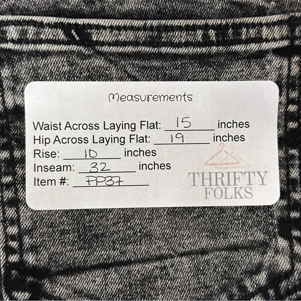 Fashion Nova Women's Straight Leg Stone Wash Jeans